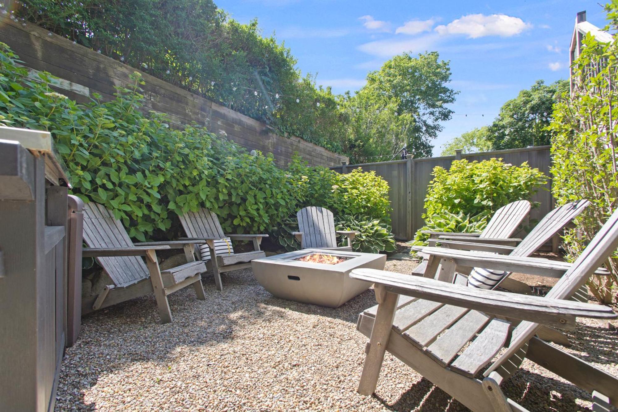 Carlisle House Inn Nantucket Bagian luar foto