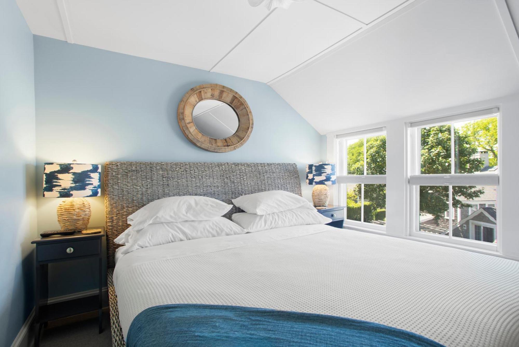 Carlisle House Inn Nantucket Bagian luar foto
