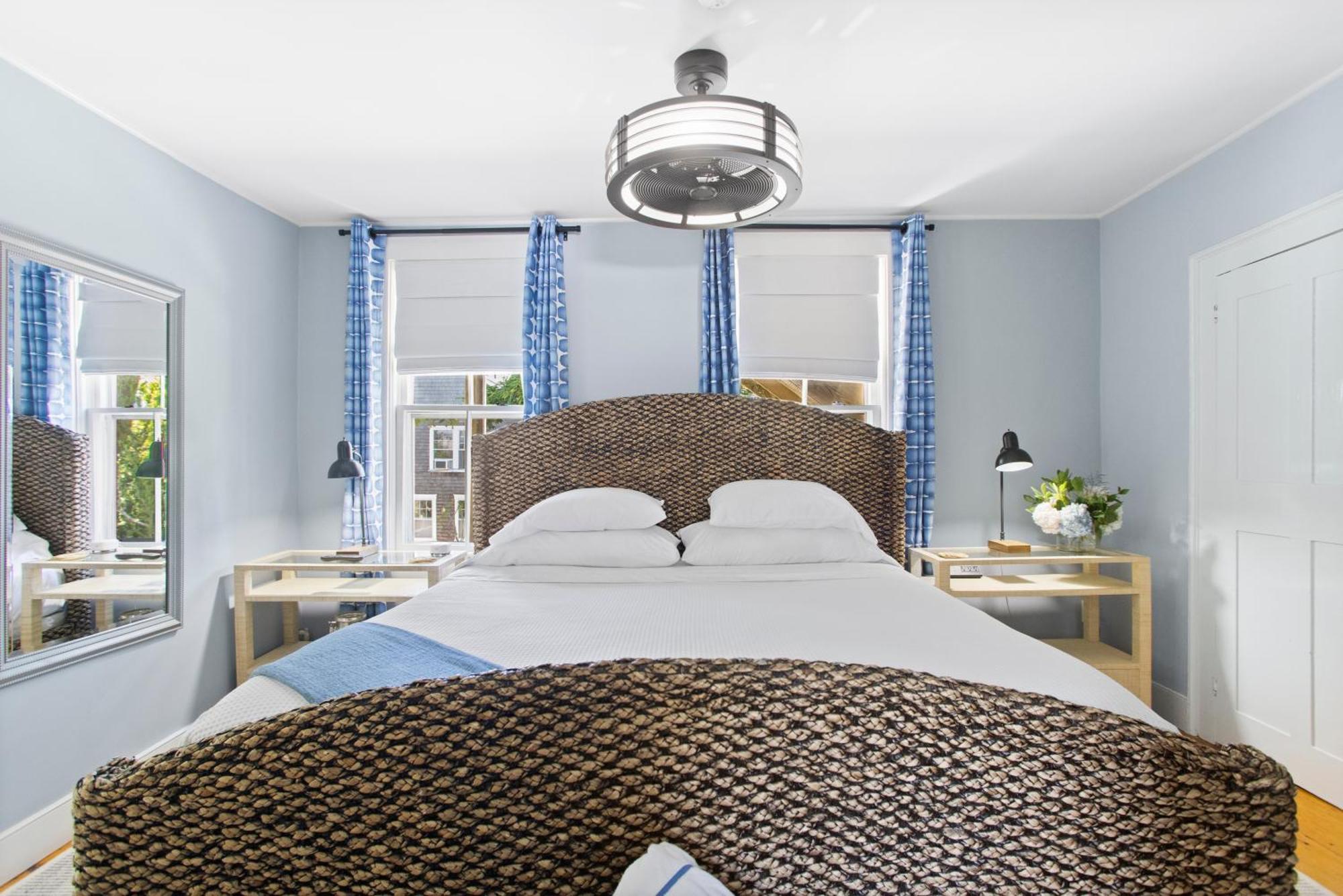 Carlisle House Inn Nantucket Bagian luar foto