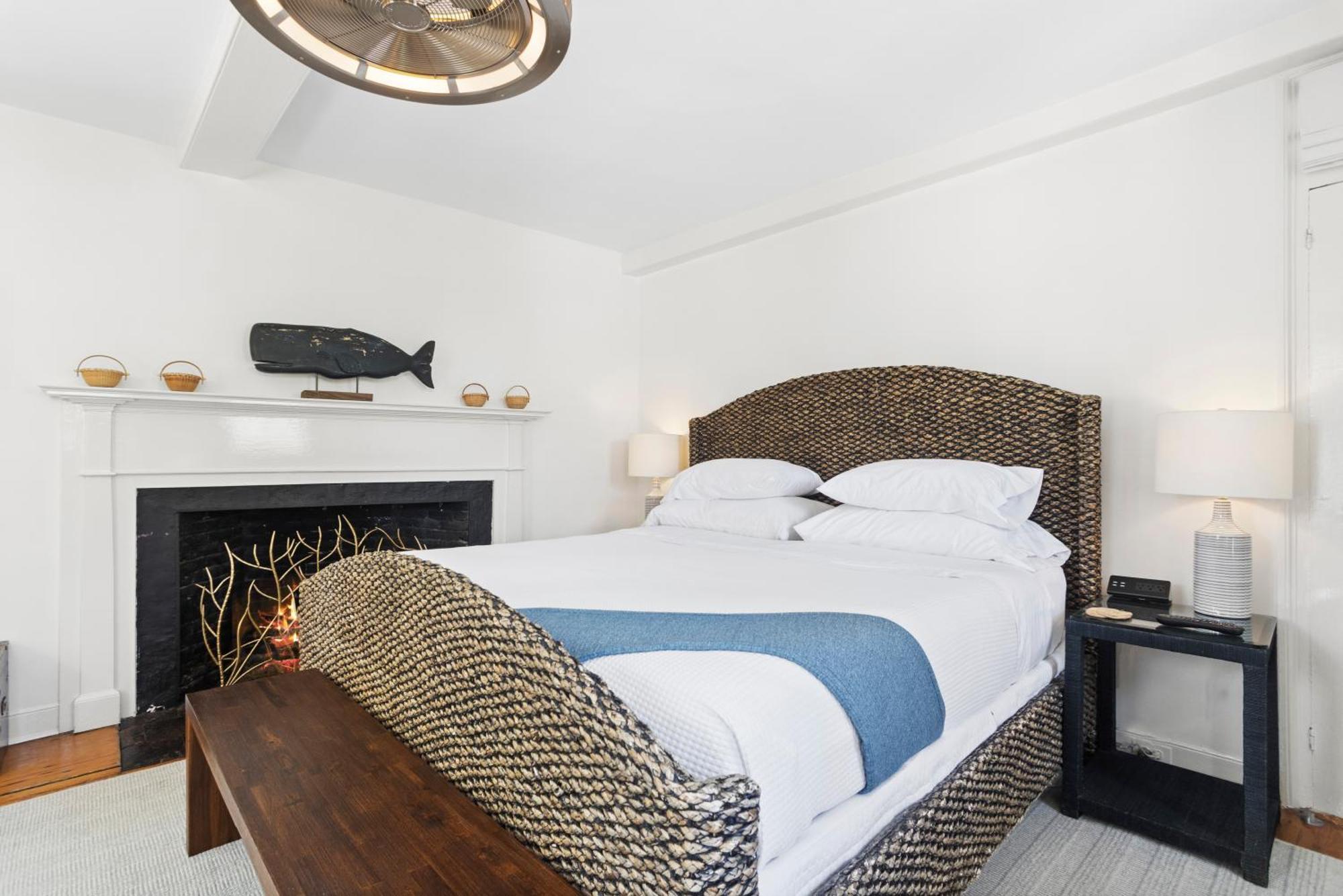 Carlisle House Inn Nantucket Bagian luar foto