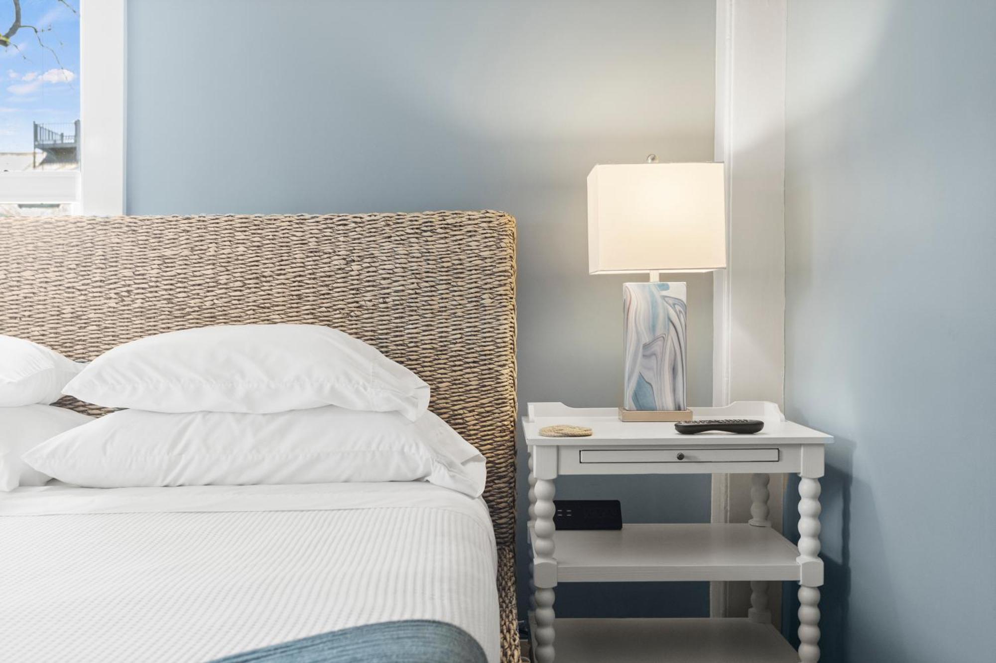 Carlisle House Inn Nantucket Bagian luar foto